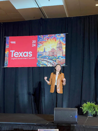 A picture of the keynote speaker at Texas Government Digital Summit